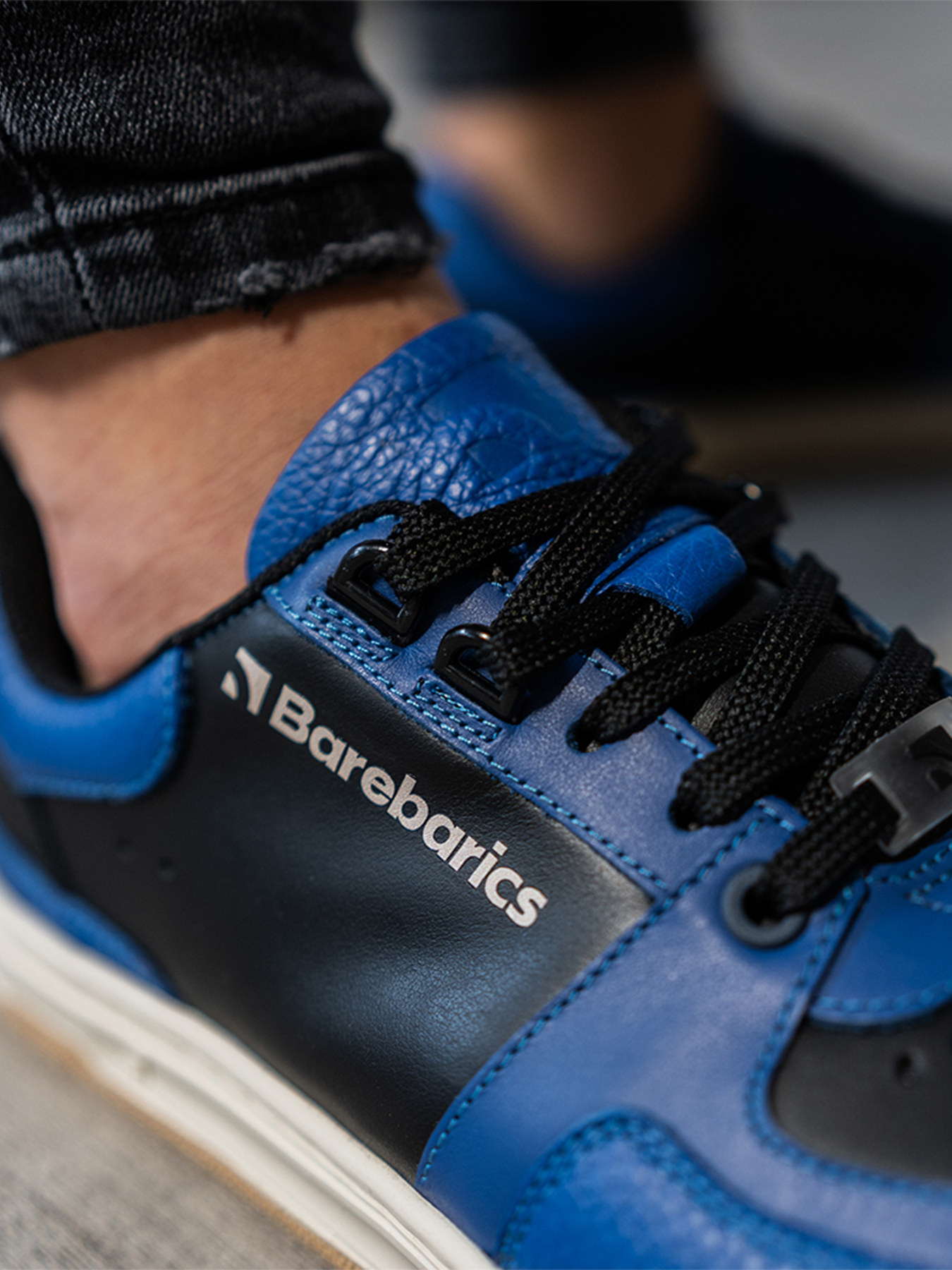 Black & Blue