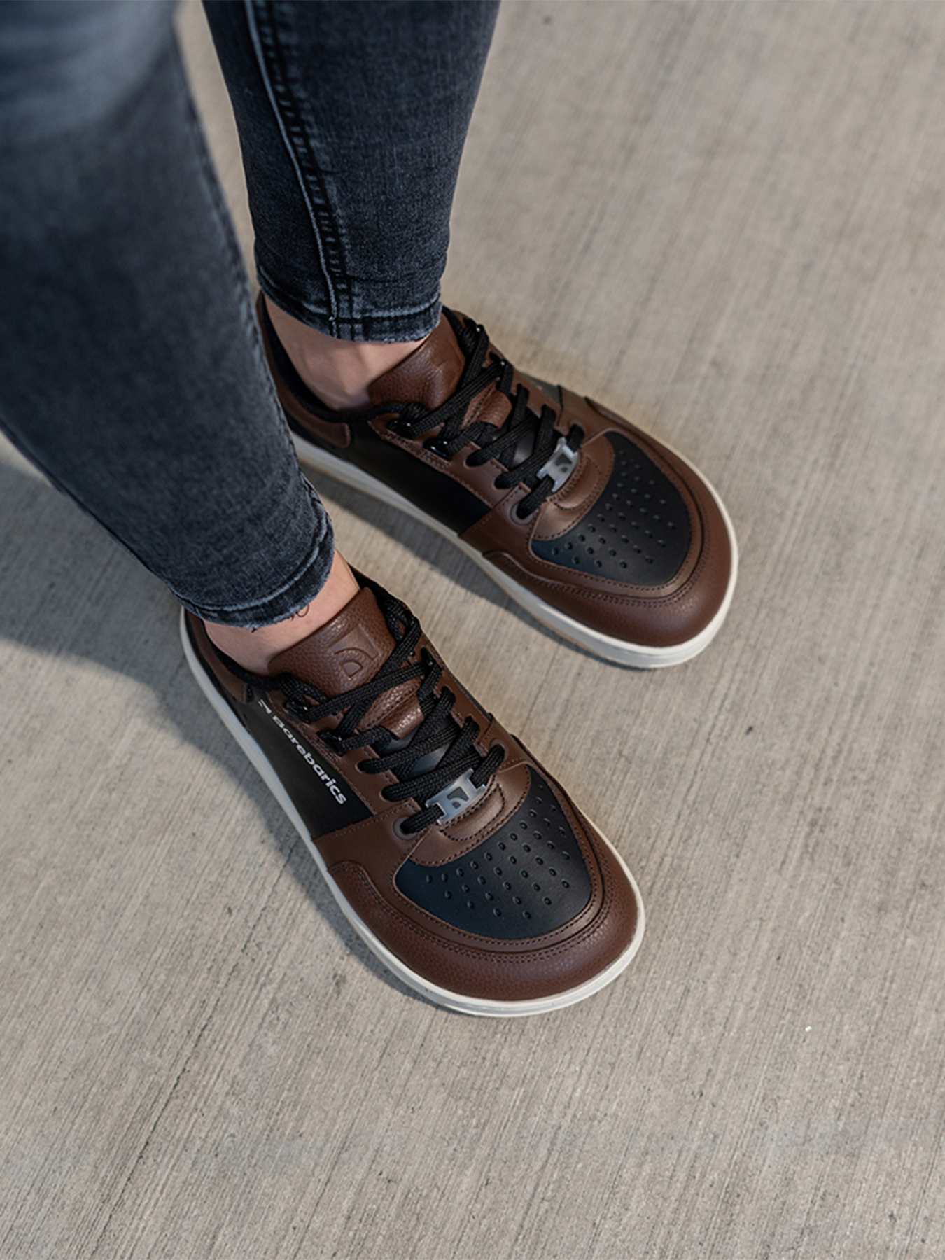 Black & Dark Brown