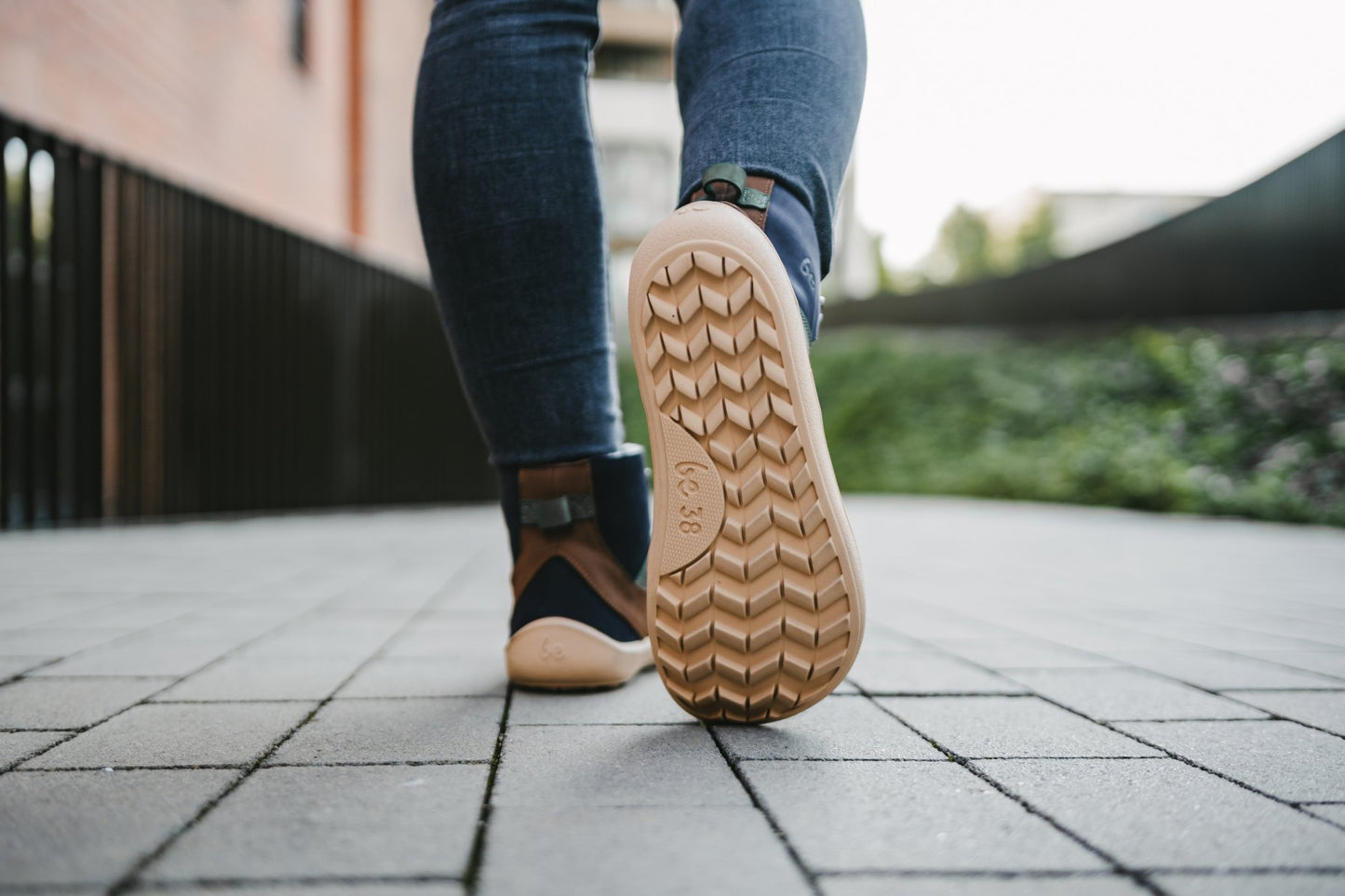 Navy Brown & Beige
