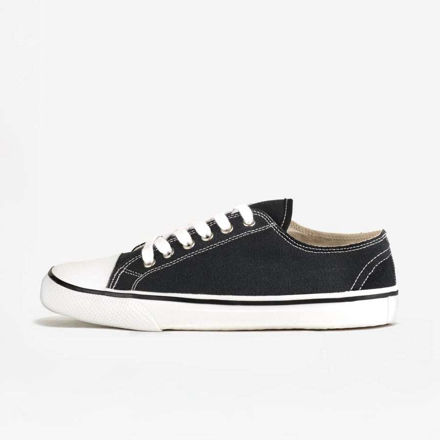 Classic Black