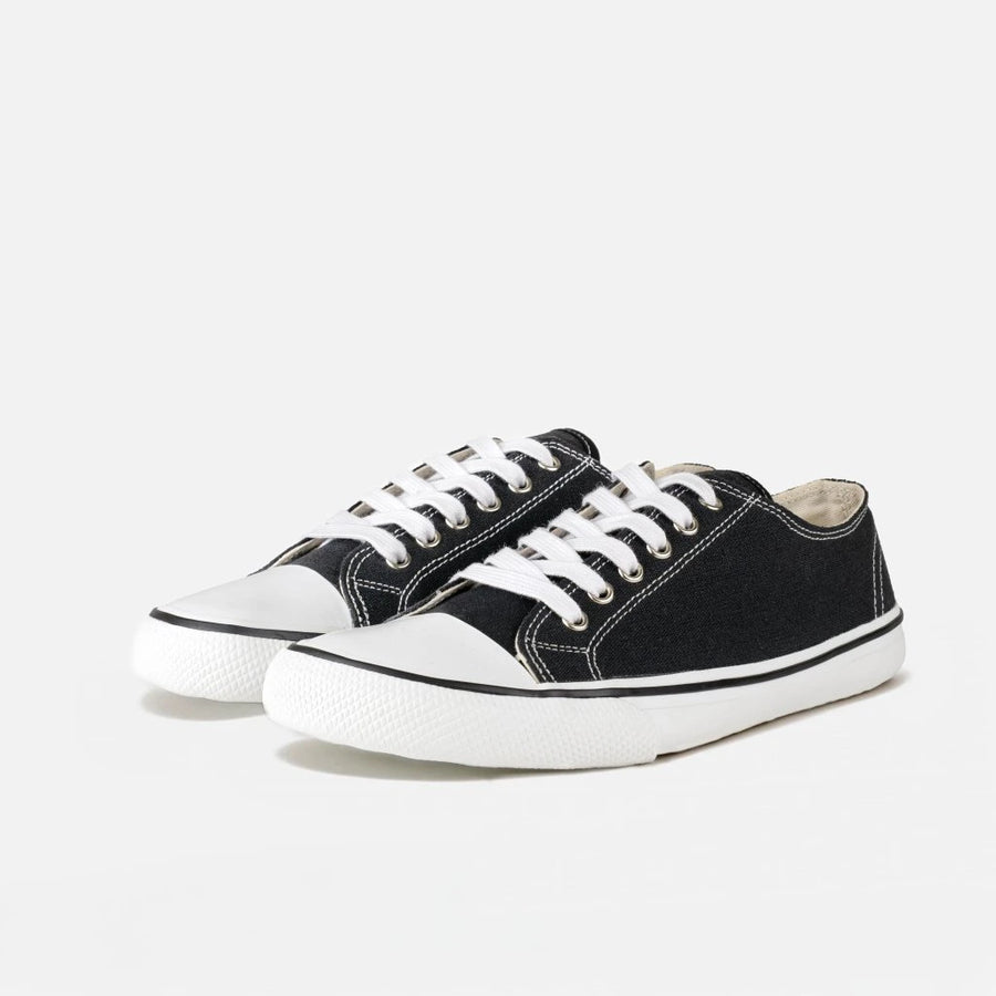 Classic Black