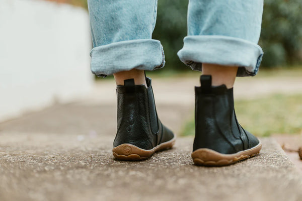 PaperKrane Adult Boots - Black Gum Chelsea