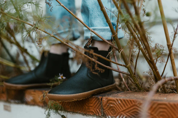 PaperKrane Kids Boots - Black Gum Chelsea Junior