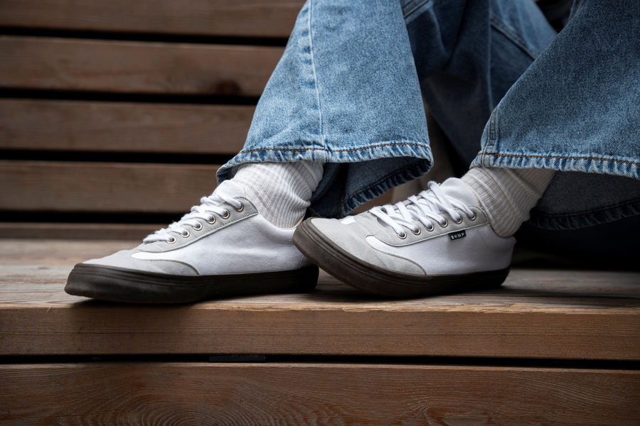 White-Dark Gum