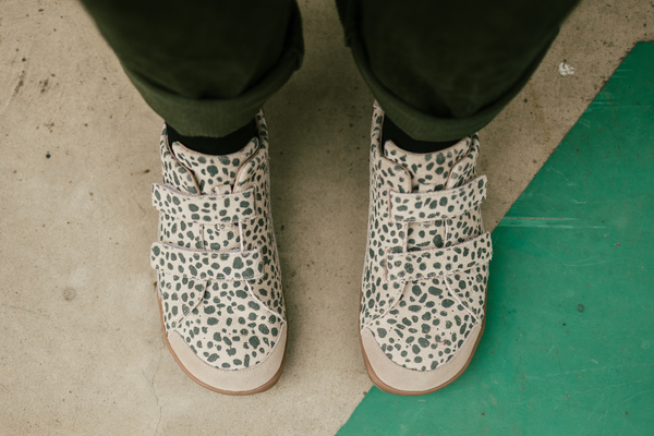 PaperKrane Adult Sneakers - Cheetah Velcro