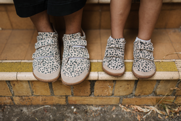 PaperKrane Adult Sneakers - Cheetah Velcro
