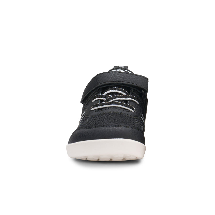 Black / White