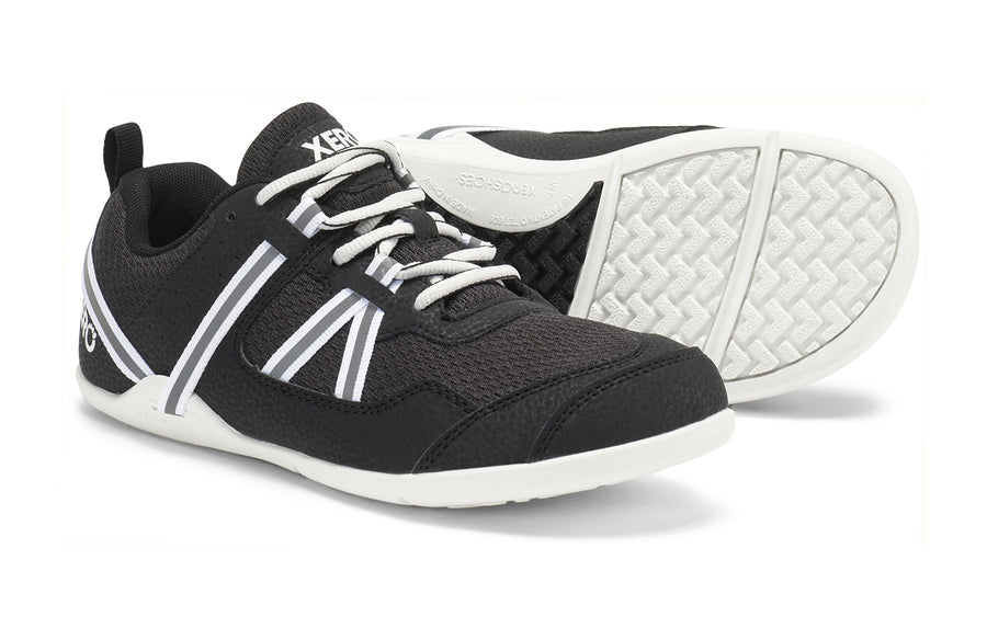 Black / White