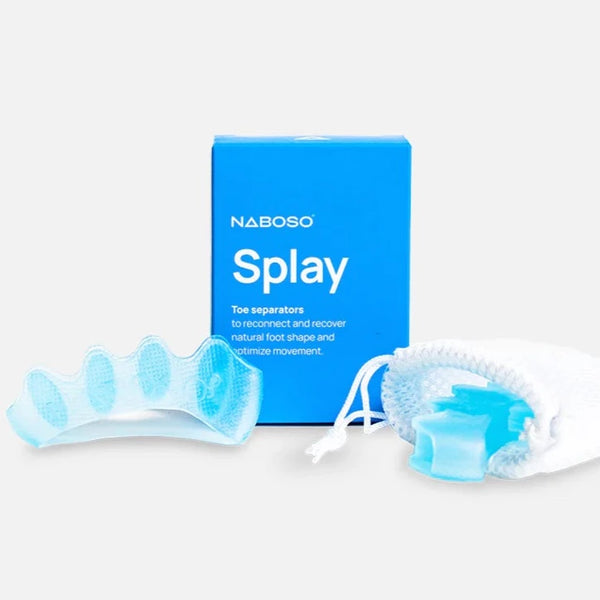 A set of blue toe spacers with different sizes displayed alongside its packaging box, which has the brand name 'Naboso' and product name 'Splay'.