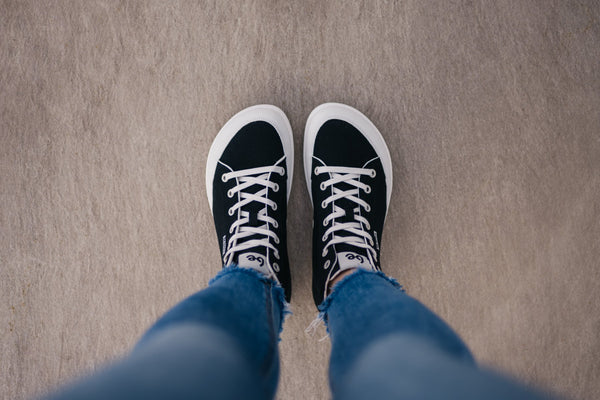 High Top - Black & White