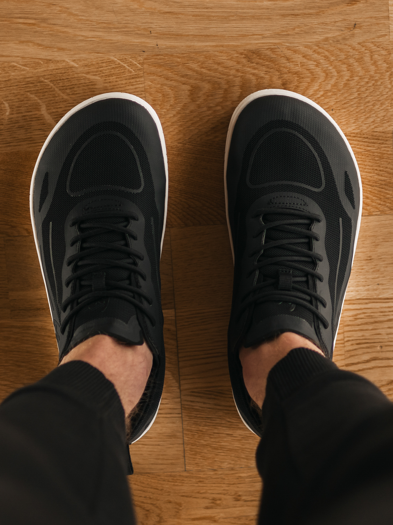 Black (white sole)