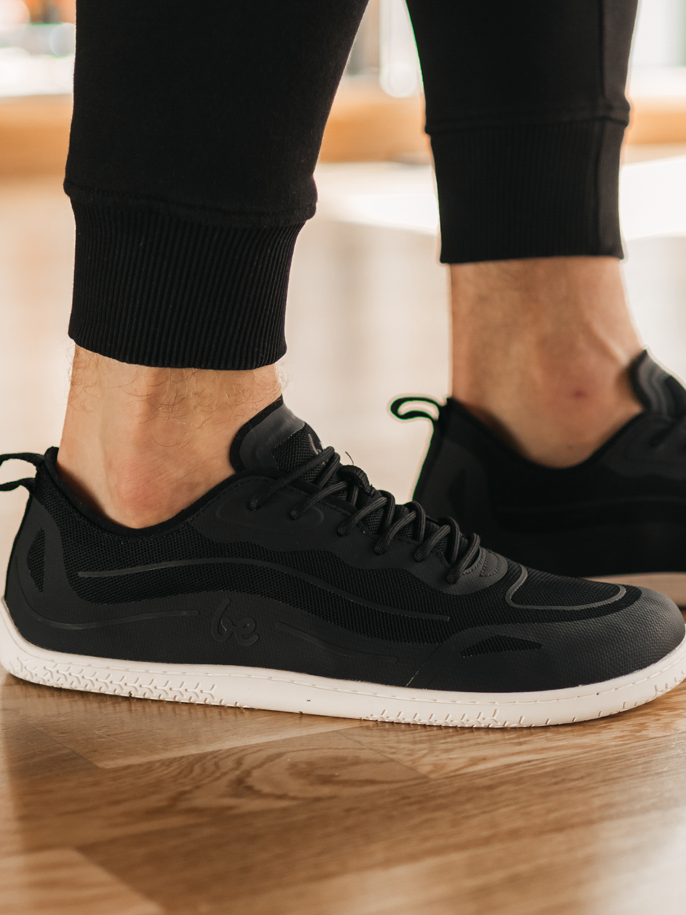 Black (white sole)